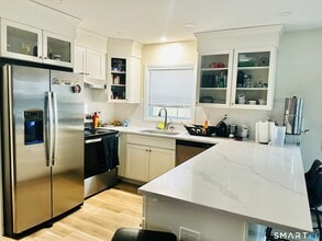 Building Photo - 100 Ruden St