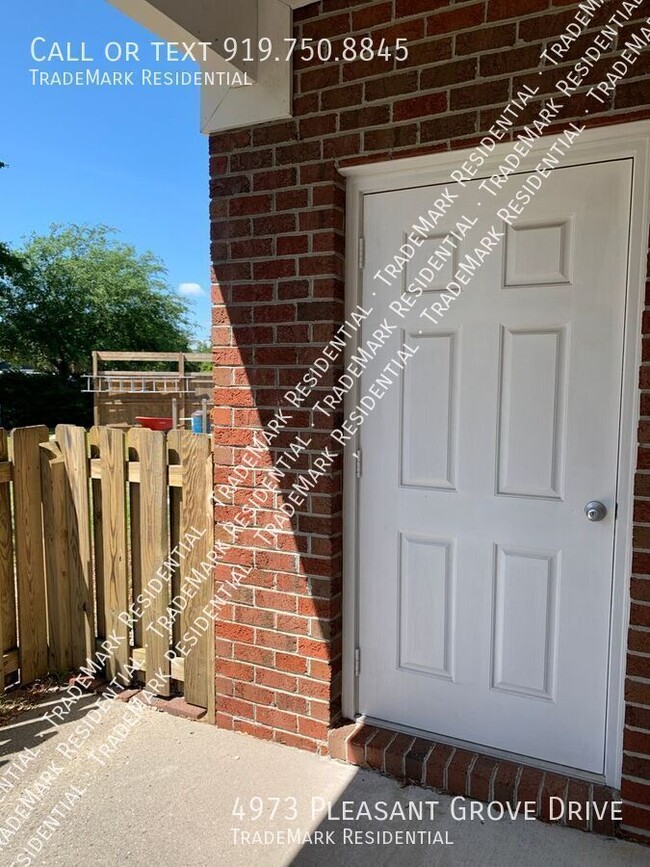 Building Photo - 4973 Pleasant Grove Dr