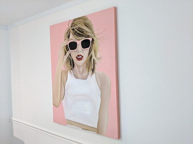 Building Photo - 3181 Parthenon Ave