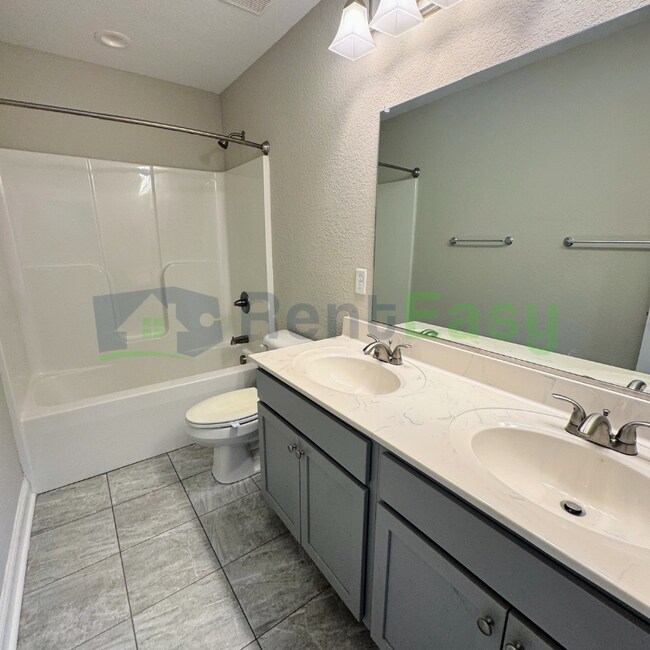 Building Photo - 3400 Freemason Dr