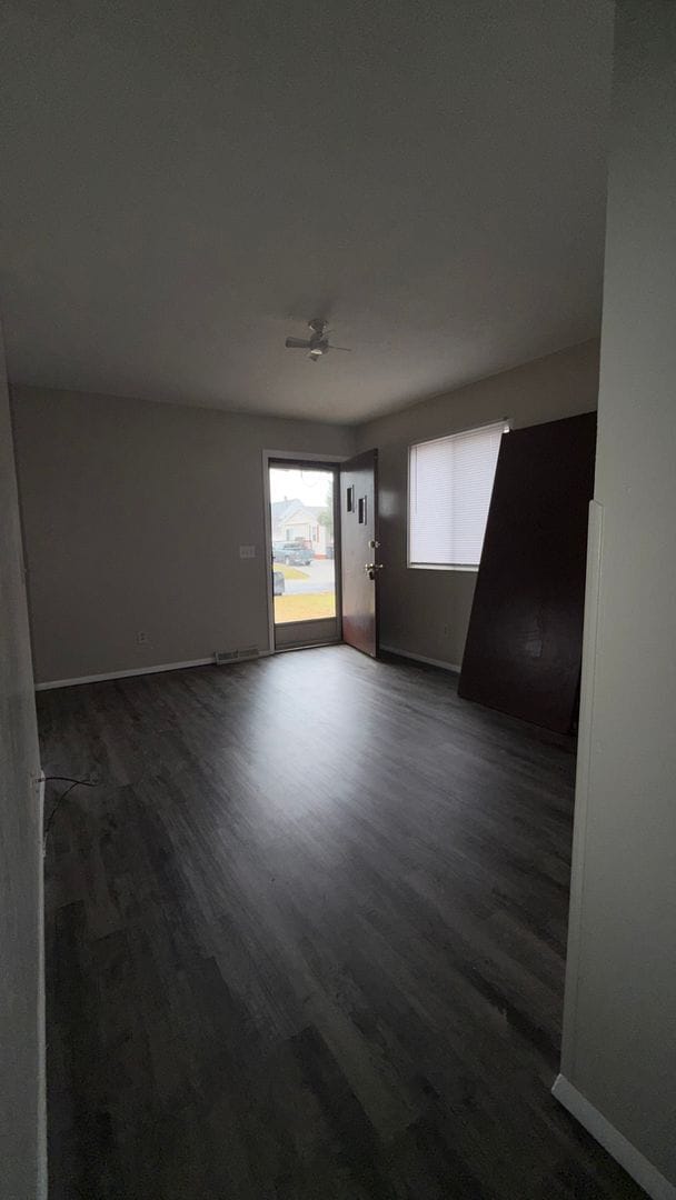 Building Photo - ak1515