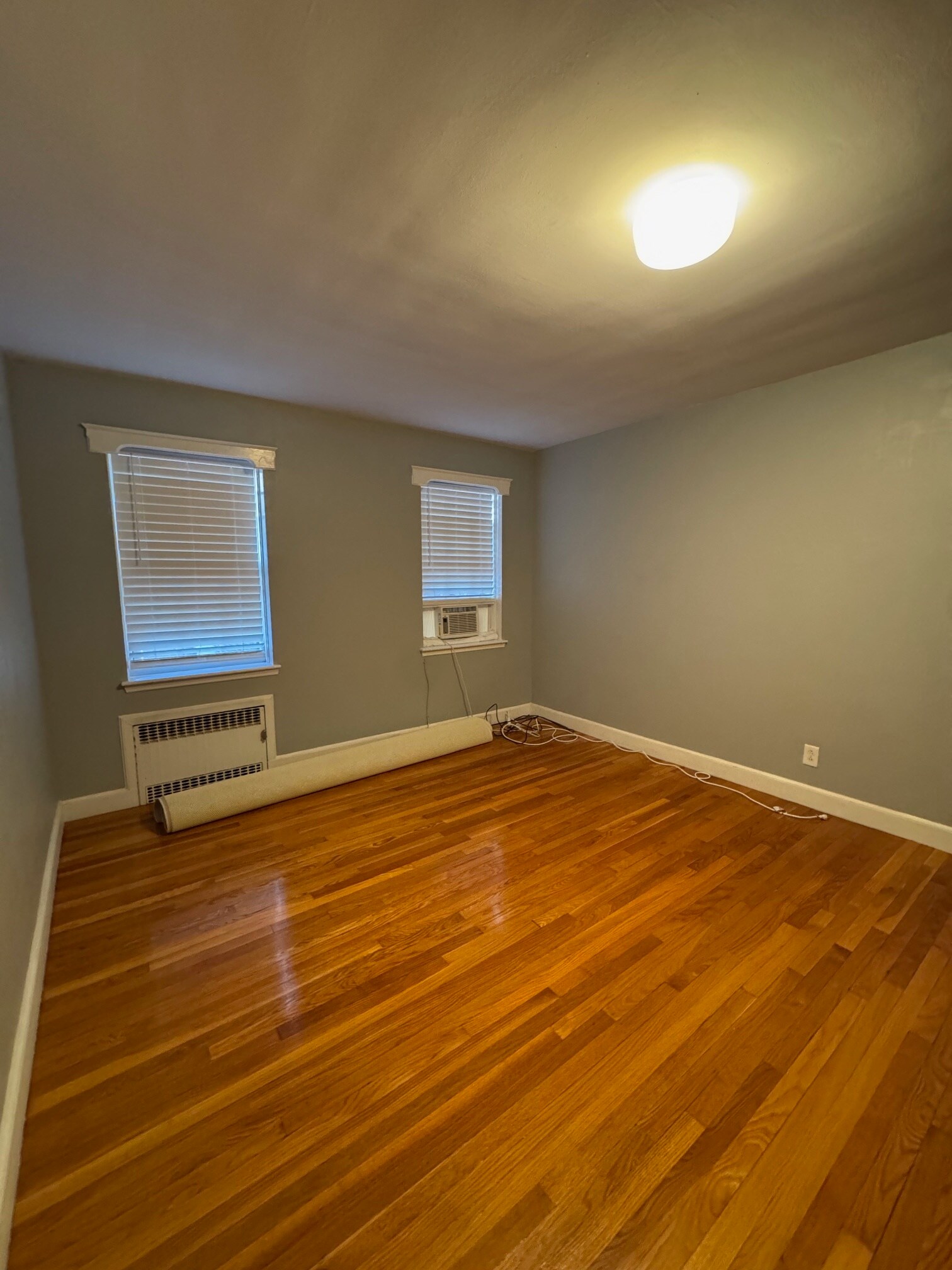 Building Photo - 60 Elm St