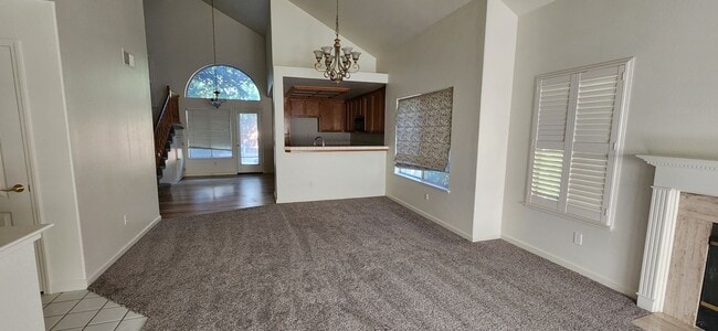 Building Photo - 3 Bedroom 3 Bathroom Home in River Oaks Co...