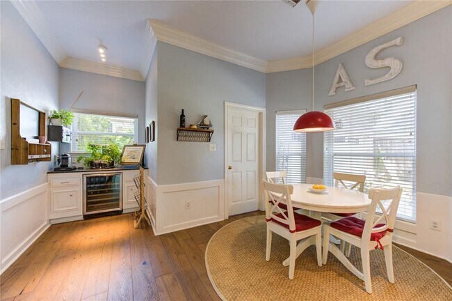 Building Photo - 5222 Summer Snow Dr