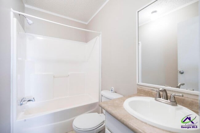 Building Photo - 158 Emerald Blvd