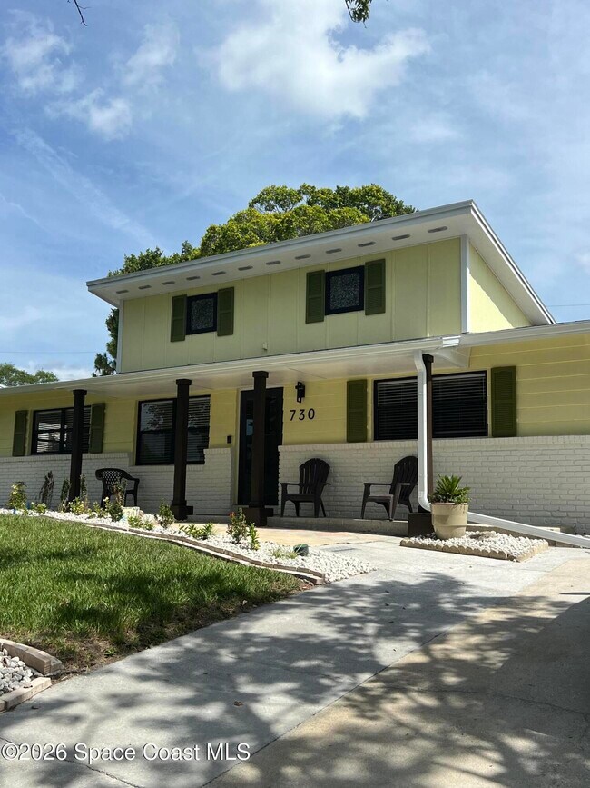Building Photo - 730 Glade Rd