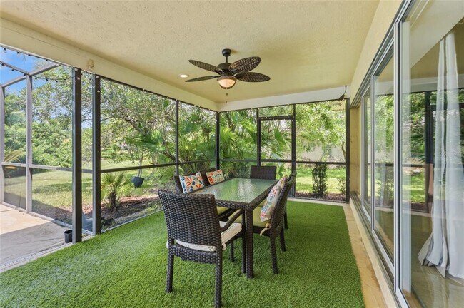 Building Photo - 6513 Thoroughbred Loop