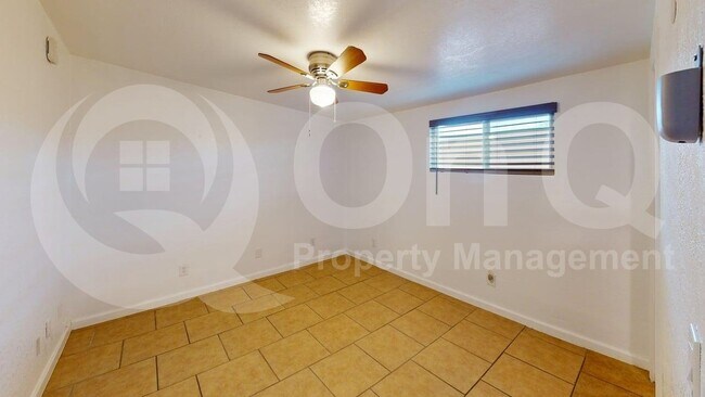 Building Photo - 1625 W Buckeye Ln