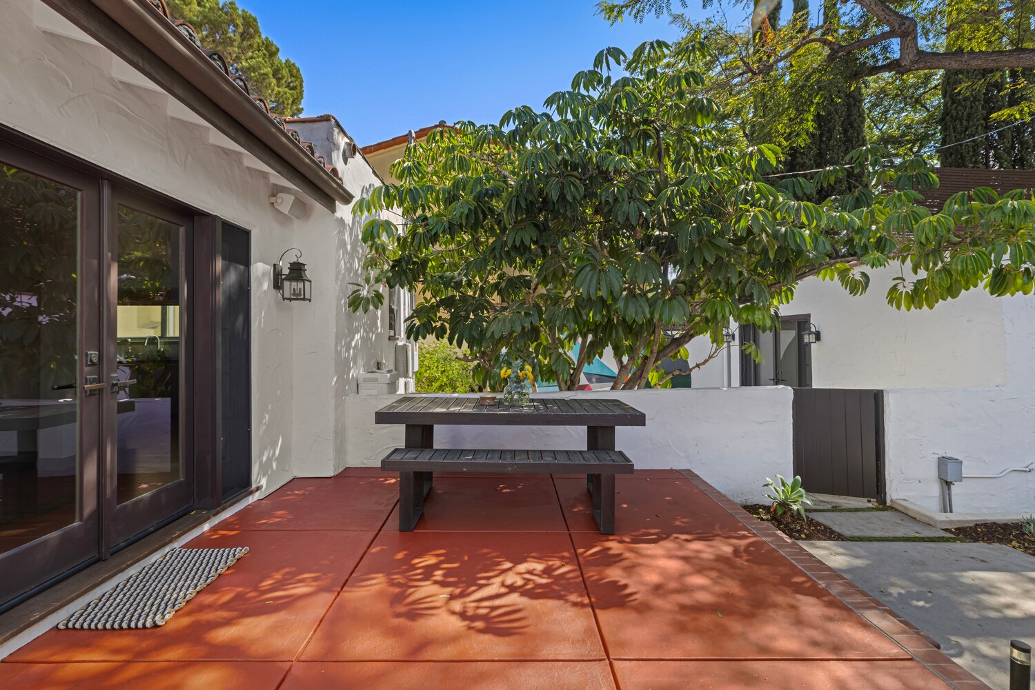 Building Photo - 1169 S Sierra Bonita Ave