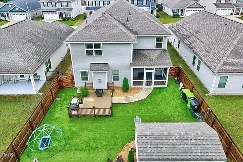 Building Photo - Room in House on Boomer St