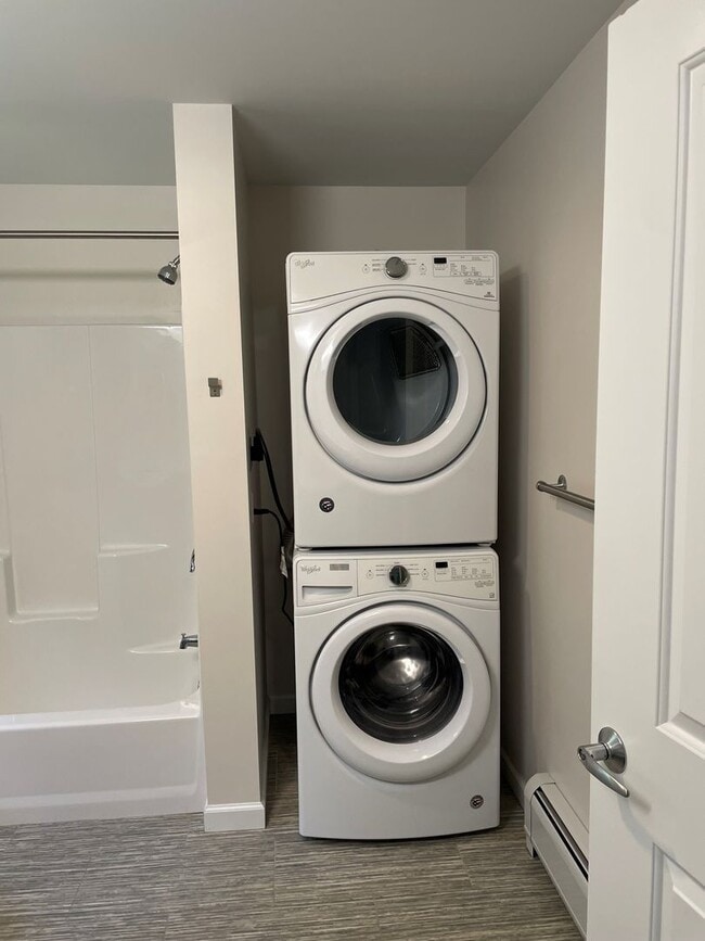 Building Photo - One Bedroom End Unit