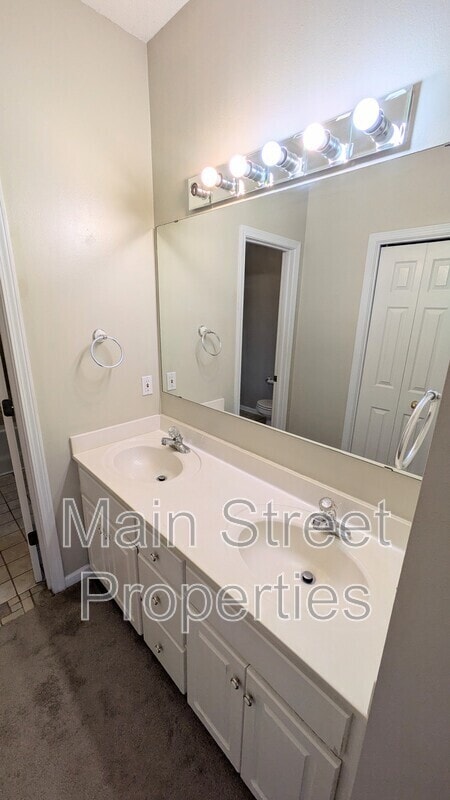 Building Photo - 1612 College Pkwy