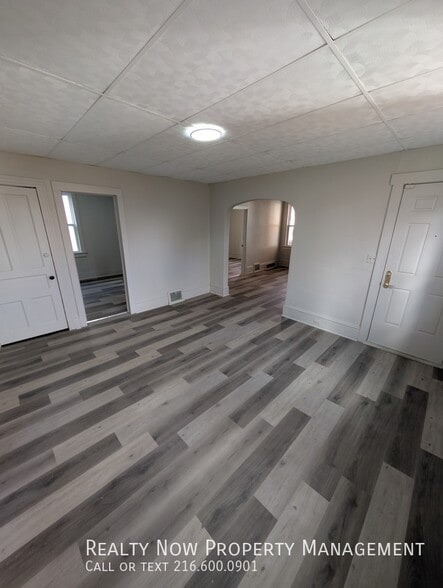 Building Photo - 7501 Berry Ave