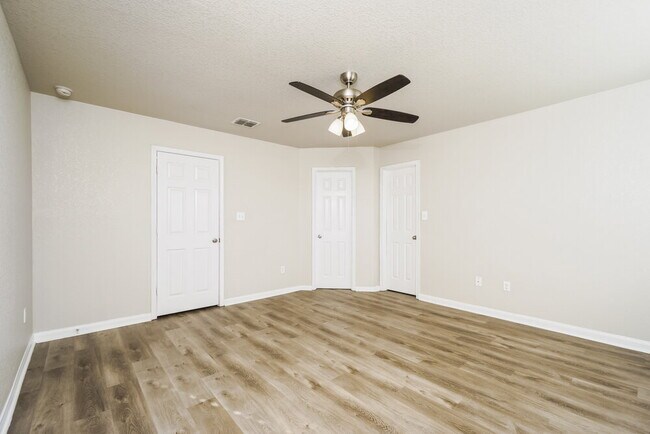 Building Photo - 5410 Chase Canyon