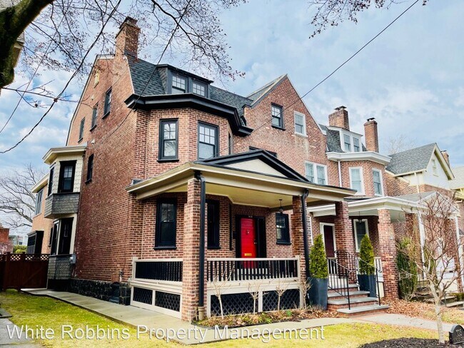 Primary Photo - 5 br, 3.5 bath House - 1015 N Rodney St.