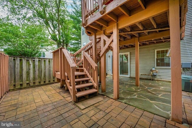 Building Photo - 11 Lazy Hollow Way