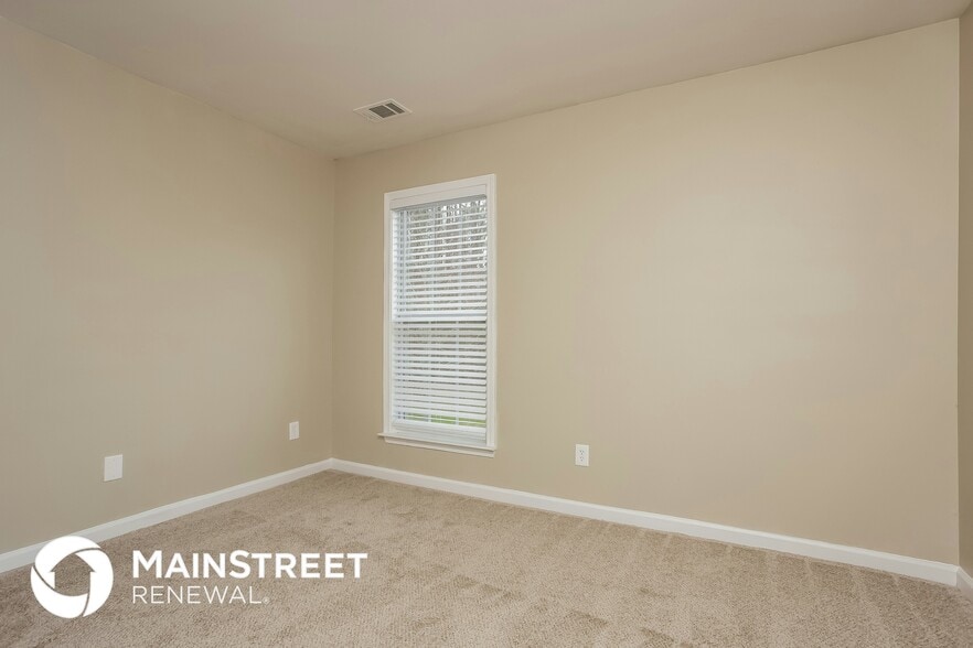 Building Photo - 3071 Dawson Ln SW