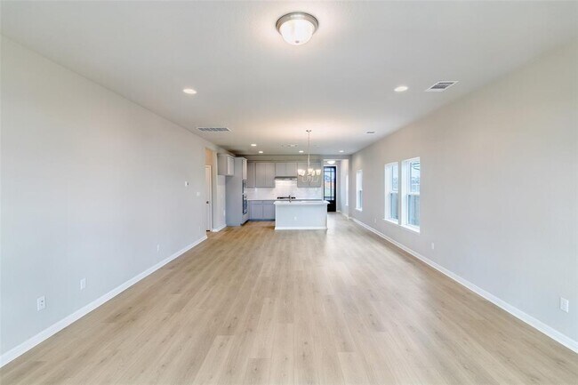 Building Photo - 113 Watercourse Wy