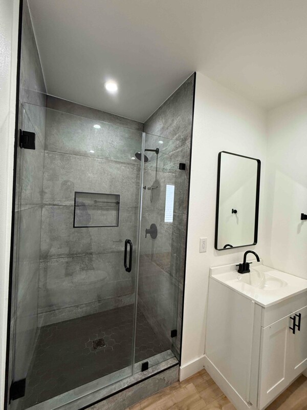 Building Photo - 4925 E San Rafael St