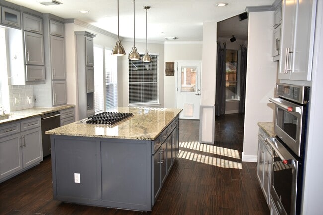 Building Photo - 5302 Fairwick Ct