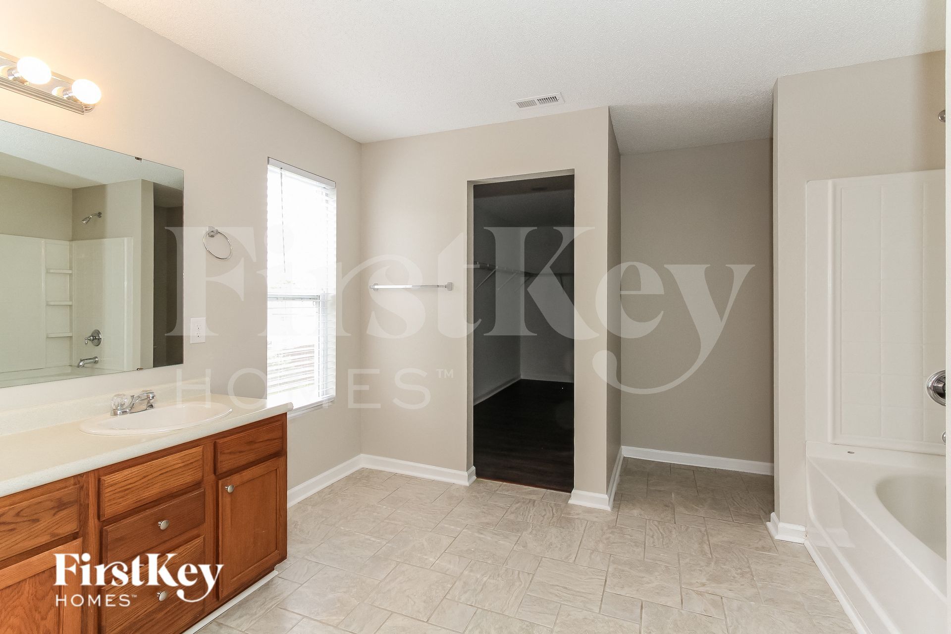 Building Photo - 108 Brinkley Park Ct