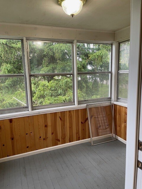 Porch - 4903 Terminal Dr