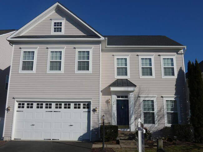 Building Photo - 88 Carriage Hill Dr