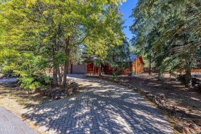 Building Photo - 5038 Sweeping Vista Dr