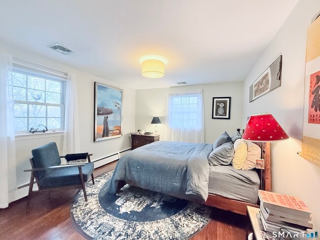 Building Photo - 139 Highland Ave