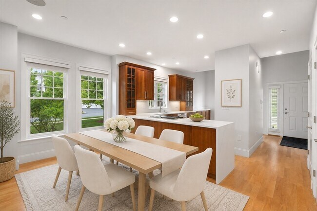 Building Photo - 60 Graystone Circle