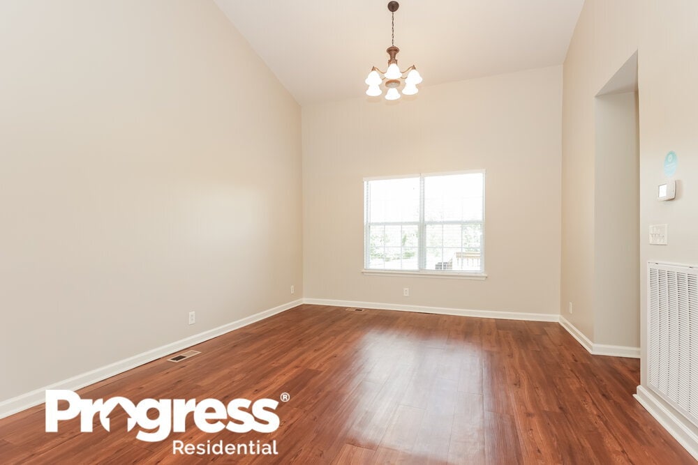 Building Photo - 3049 Brantley Dr