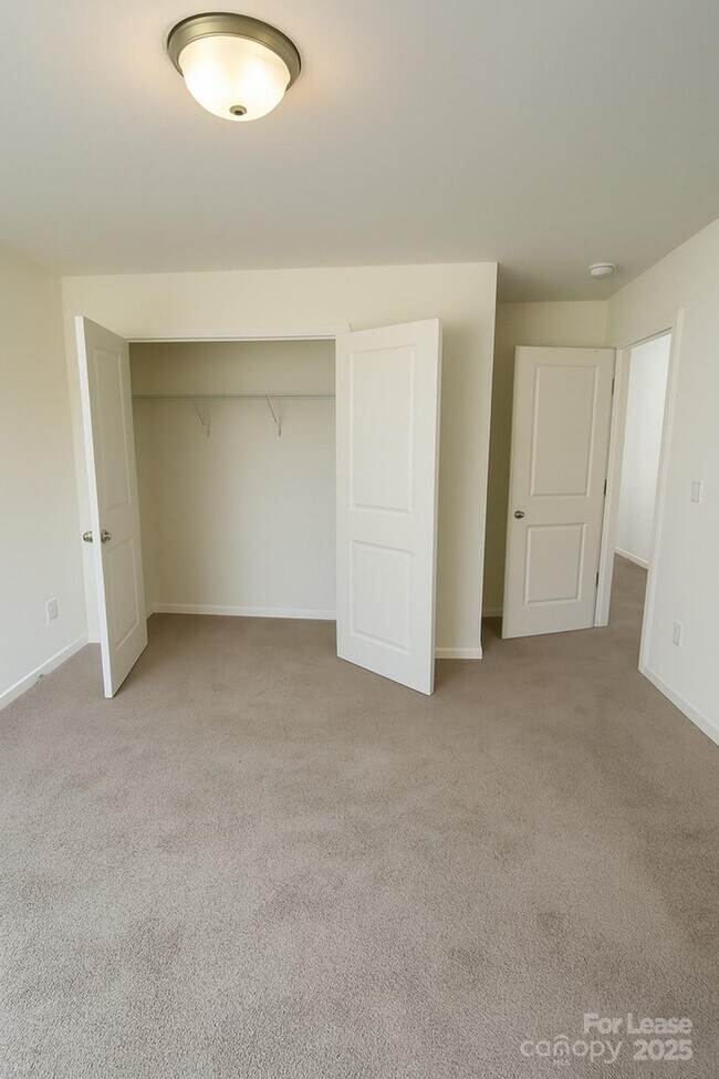Building Photo - 14229 Whistling Teal Dr