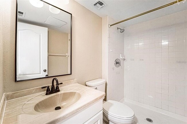 Building Photo - 5567 Sea Forest Dr