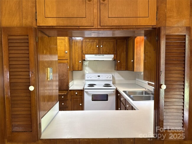 Building Photo - 3619 Havenwood Rd
