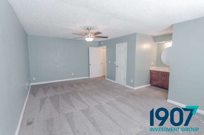 Building Photo - Spacious 4-Bedroom Home in Moore – Stylish Updates & Great Layout!