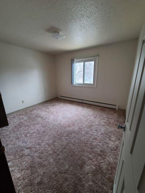 Building Photo - 2 bedroom in Billings MT 59102