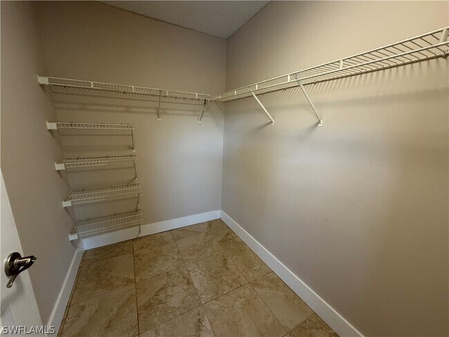 Building Photo - 2070 Arbour Walk Cir