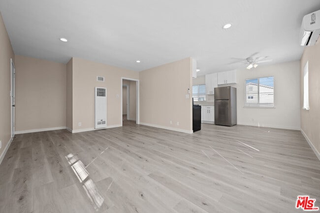 Building Photo - 11825 Iowa Ave