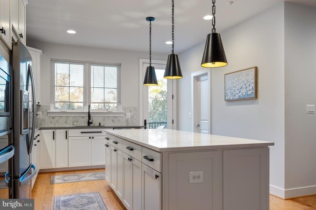 Building Photo - 5509 Valmarana Way