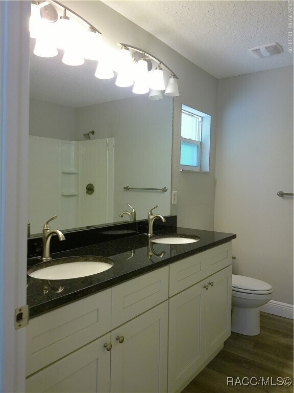 Building Photo - 9252 N Agatha Dr