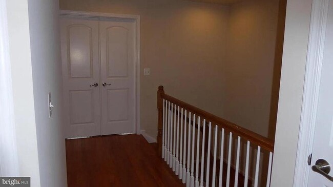 Building Photo - 44016 Etna Terrace
