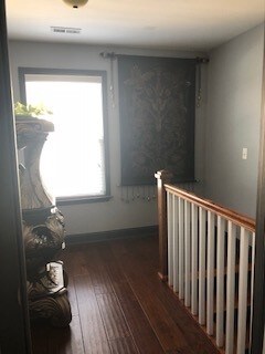 Building Photo - Fully Furnished Home