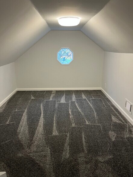 Building Photo - 1225 Stony Point Rd