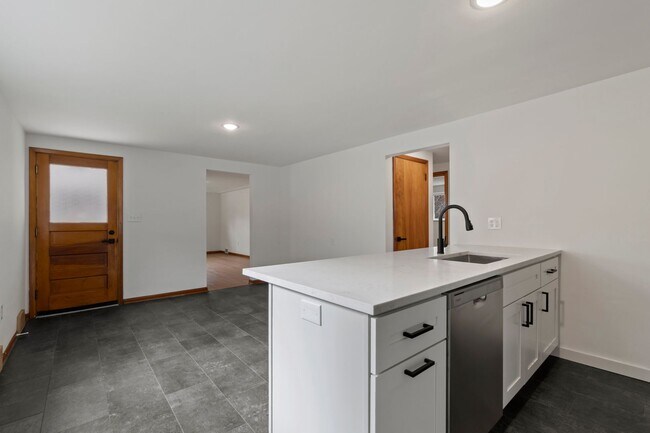 Building Photo - READY for Move-In! Fully RENOVATED 3 bedroom in PENN HILLS!
