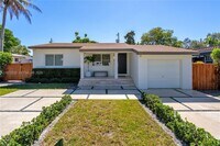 Building Photo - 6376 SW 20th St