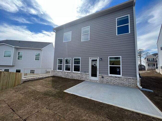 Building Photo - 5144 Aylesbury Ct