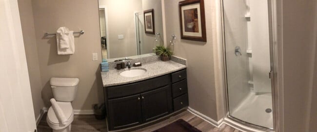 Building Photo - 1445 Broadcloth St