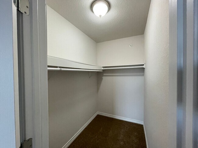 Building Photo - 7311 Colina Way