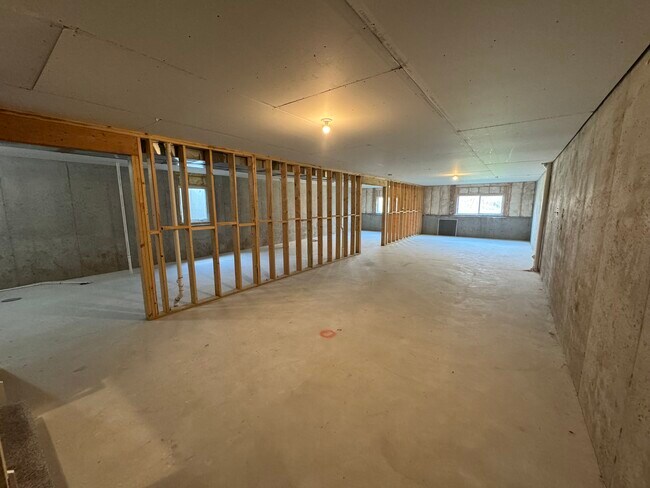 Building Photo - 312 61st St SW