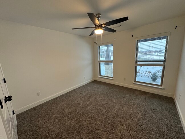 Building Photo - 424 NW 59th Ave